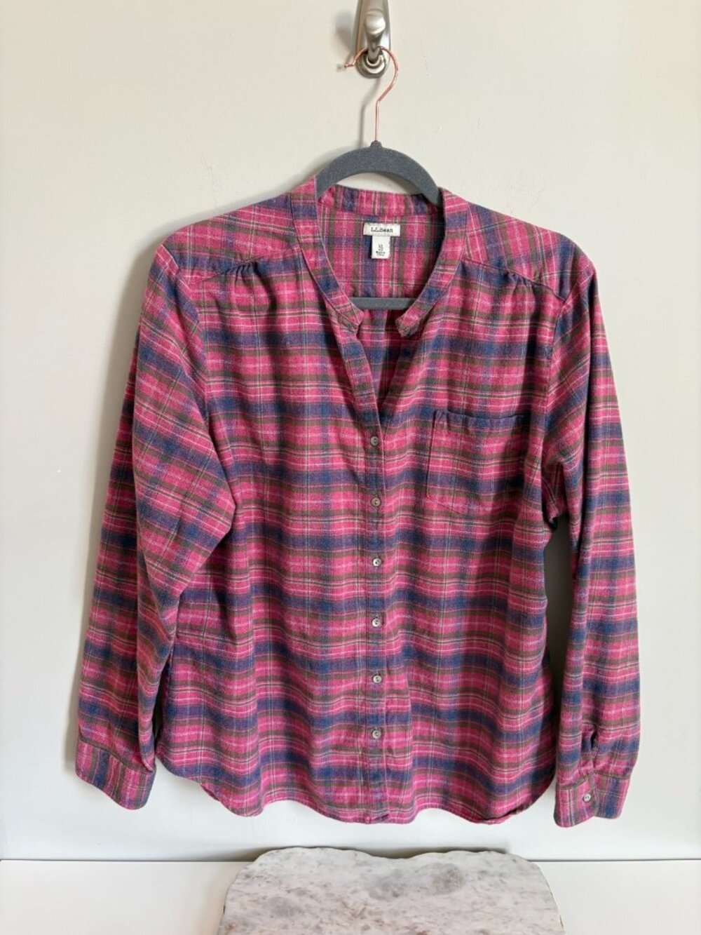 VTG L.L. Bean Size XL Scotch Plaid Flannel Button Down Top Pink 100% Cotton Y2K